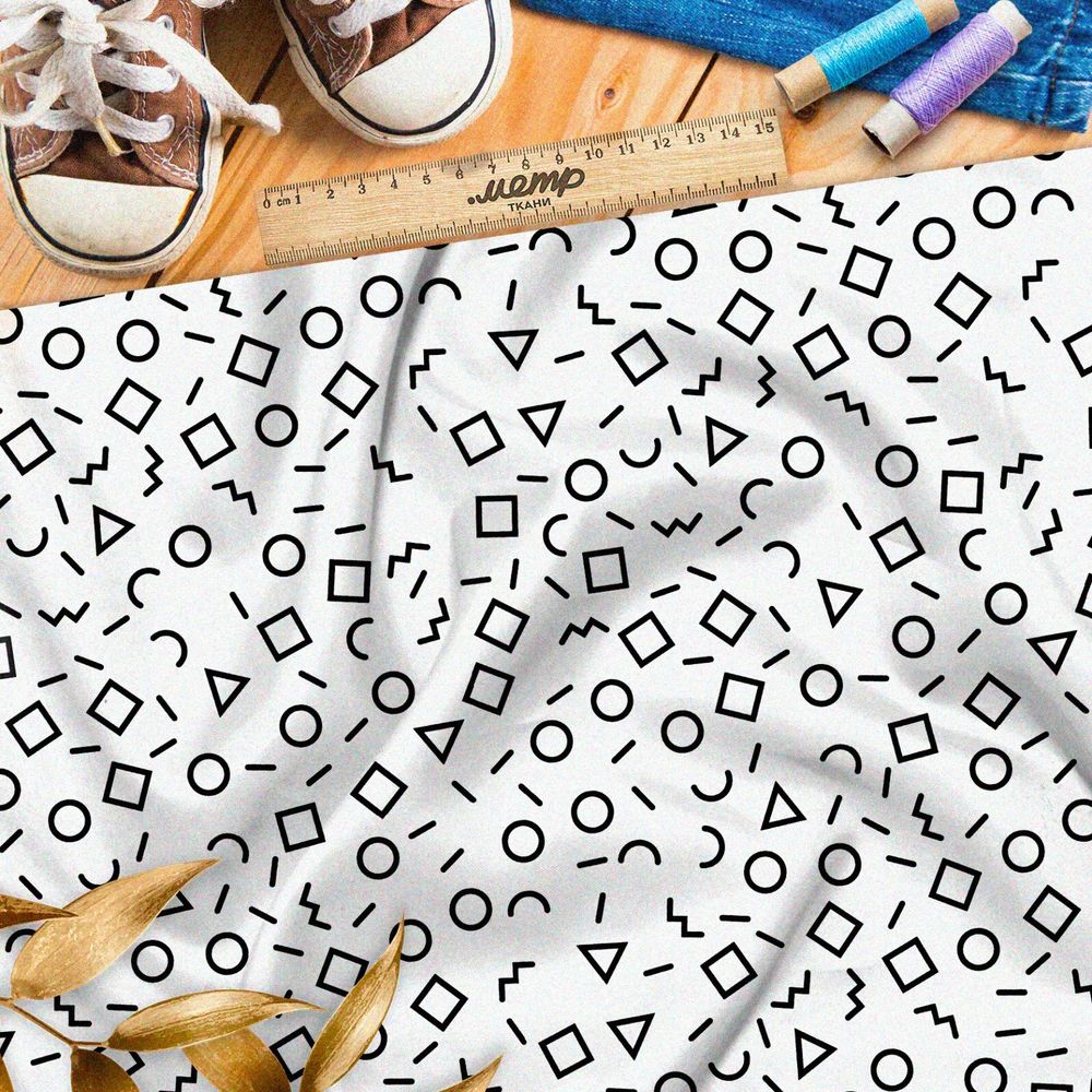 Ткань габардин мелкие геометрические фигуры на бежевом фоне