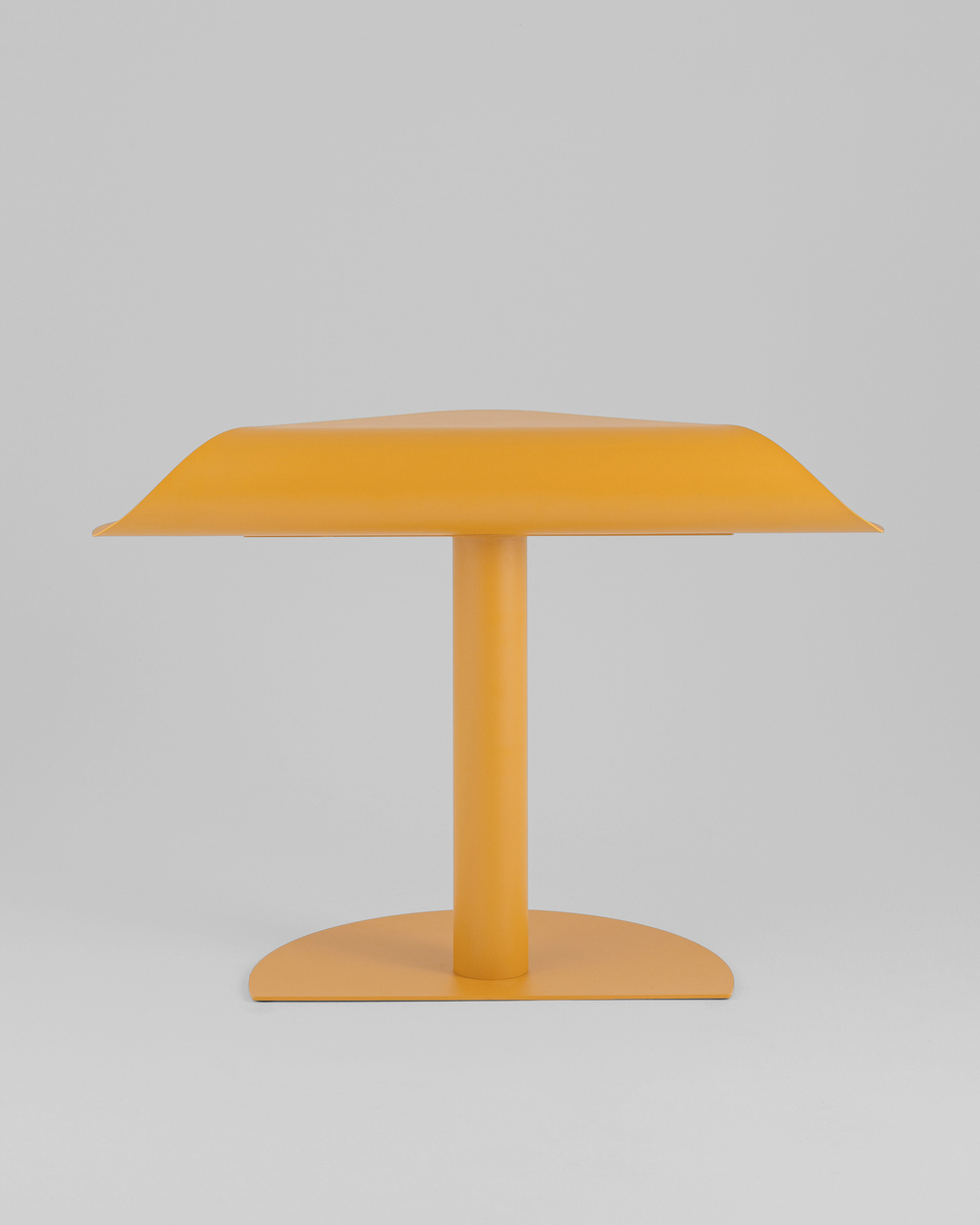 Журнальный столик Cornea металл желтый