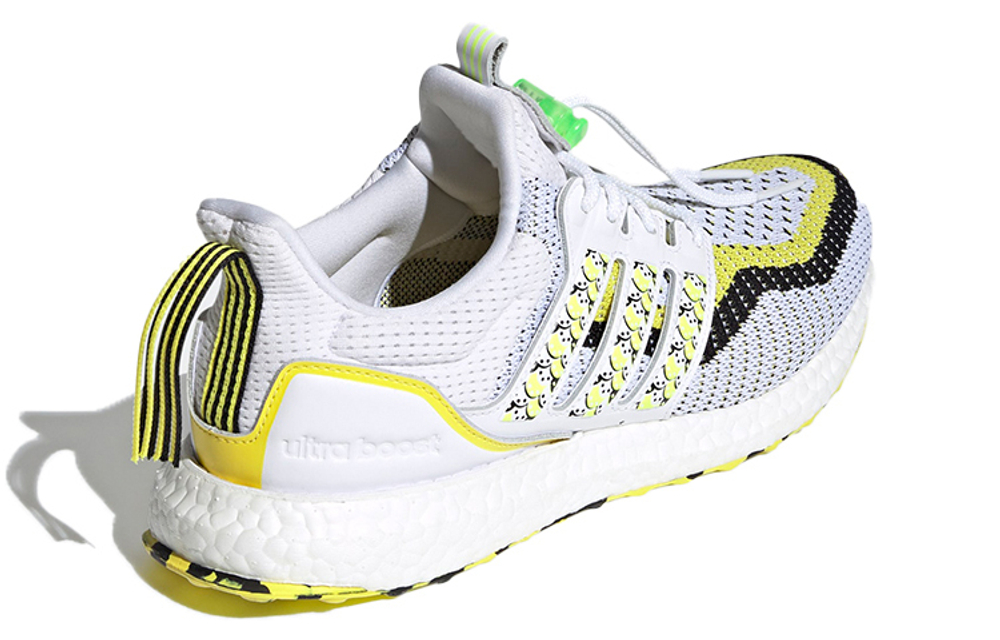 Кроссовки Adidas Ultraboost Dna Lion Dance
