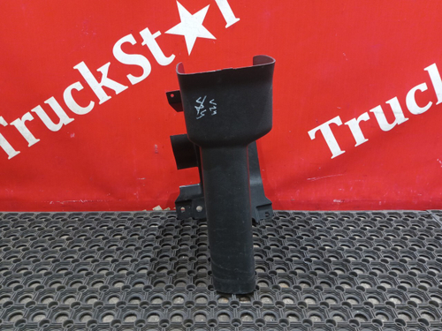 Кожух рулевой колонки 2019г.