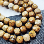 "Яшма песочная", бусины, куб, р-р 6-6.8мм, красивая огранка