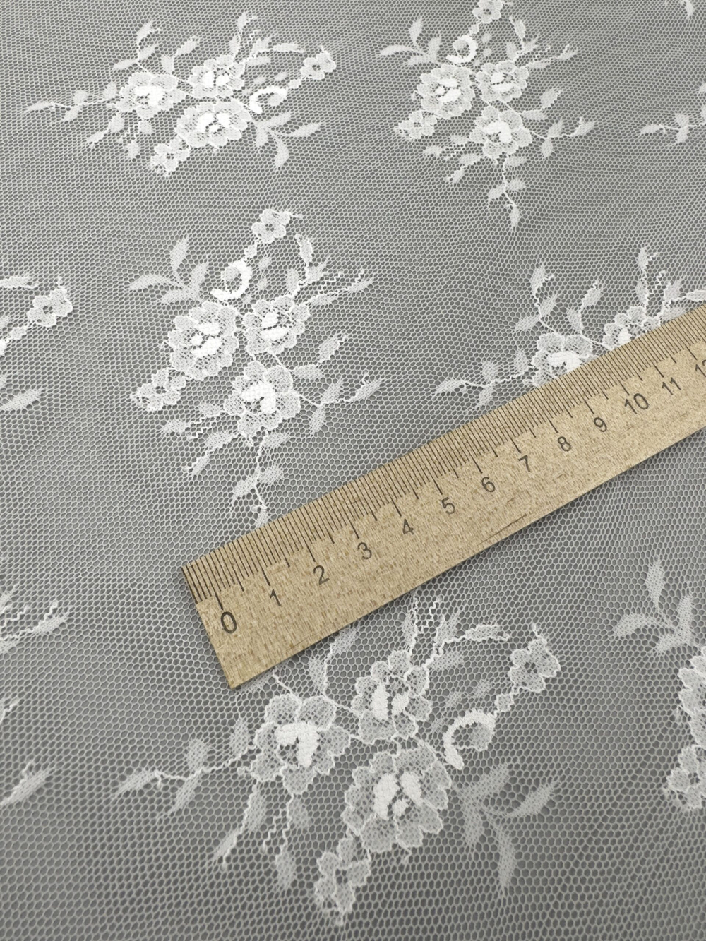 Гипюр эластичный теплый белый ширина 150 см мягкий