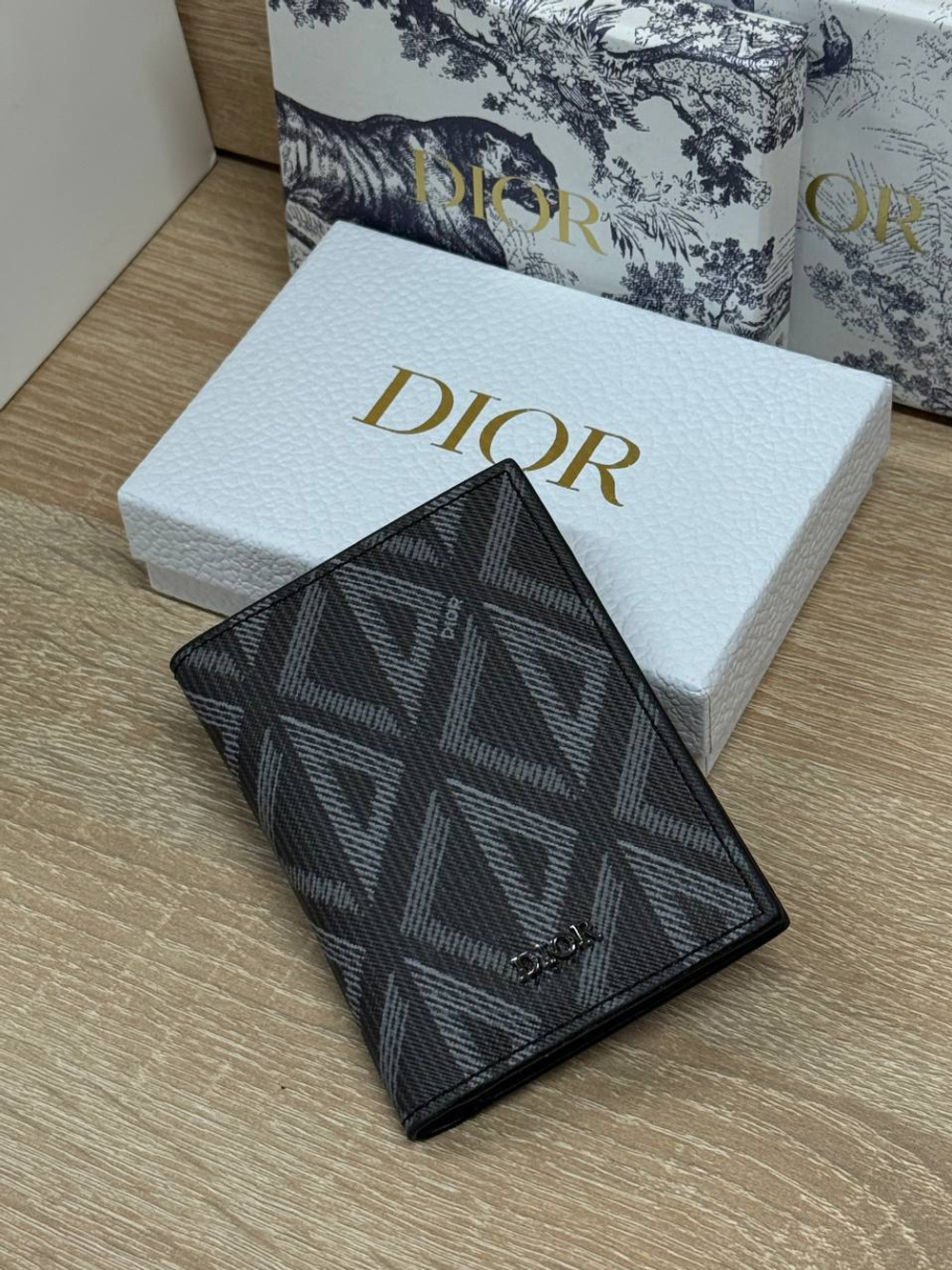 Визитница Dior