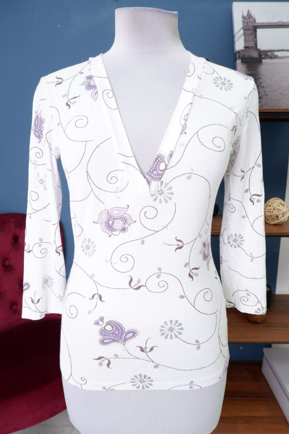 Джемпер Sisley с вырезом 42 размер