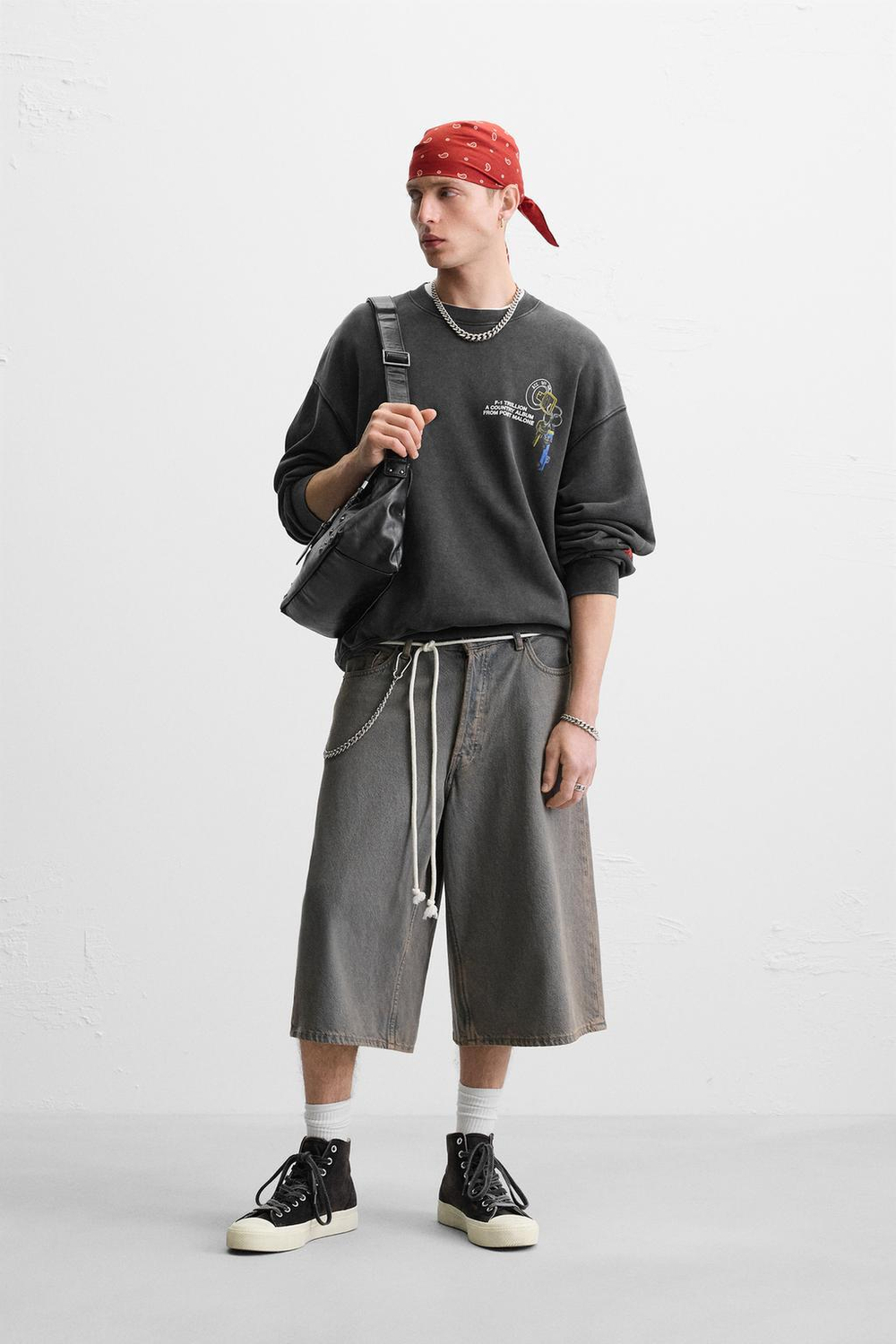 ZARA ТОЛСТОВКА С КРУГЛЫМ ВЫРЕЗОМ С ПРИНТОМ POST MALONE™, ТЕМНЫЙ АНТРАЦИТ