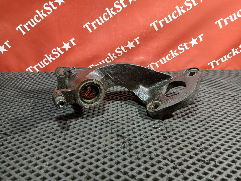 Кронштейн тормозного вала правый