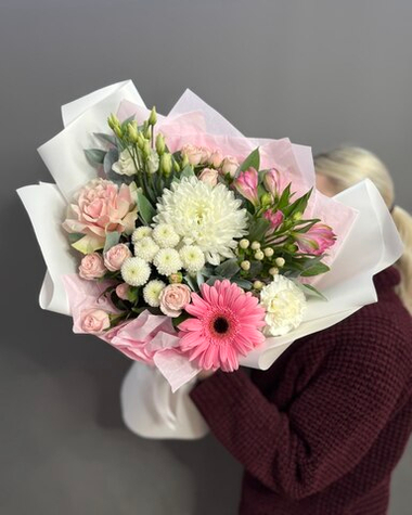 Авторский букет в розовой гамме