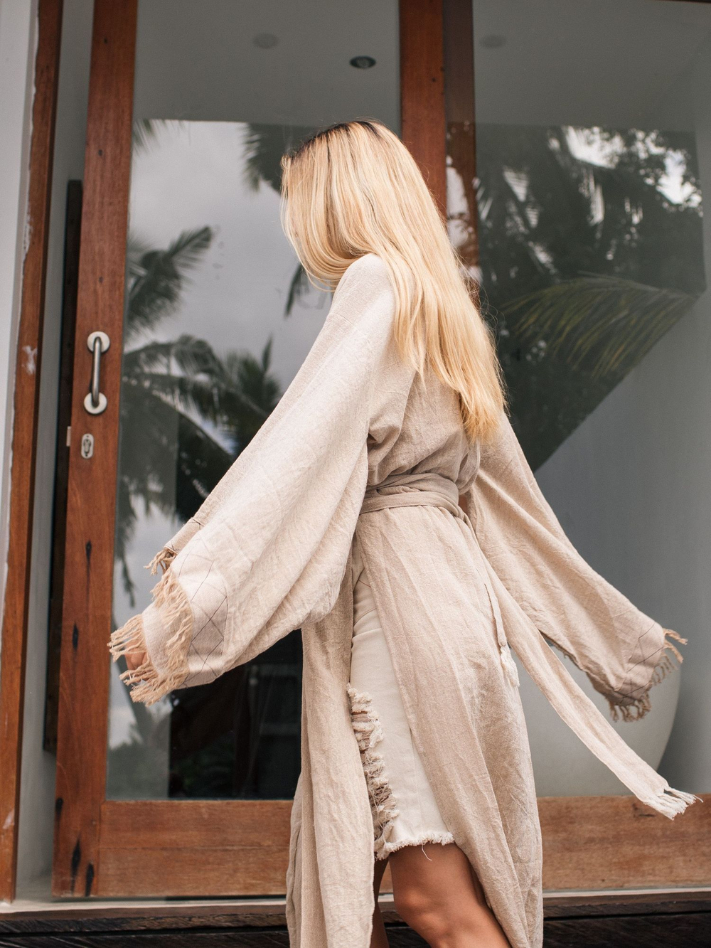 Кимоно с разрезами (бежевый)