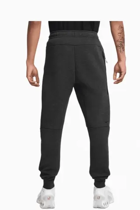 Штаны Nike Sportswear Tech Fleece - черный