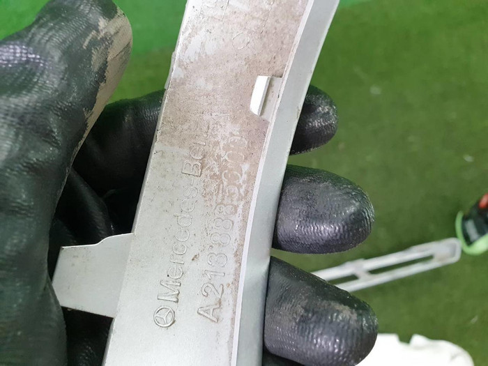 Накладка решетки радиатора Mercedes E W213 (2016-2021) All-Terrain