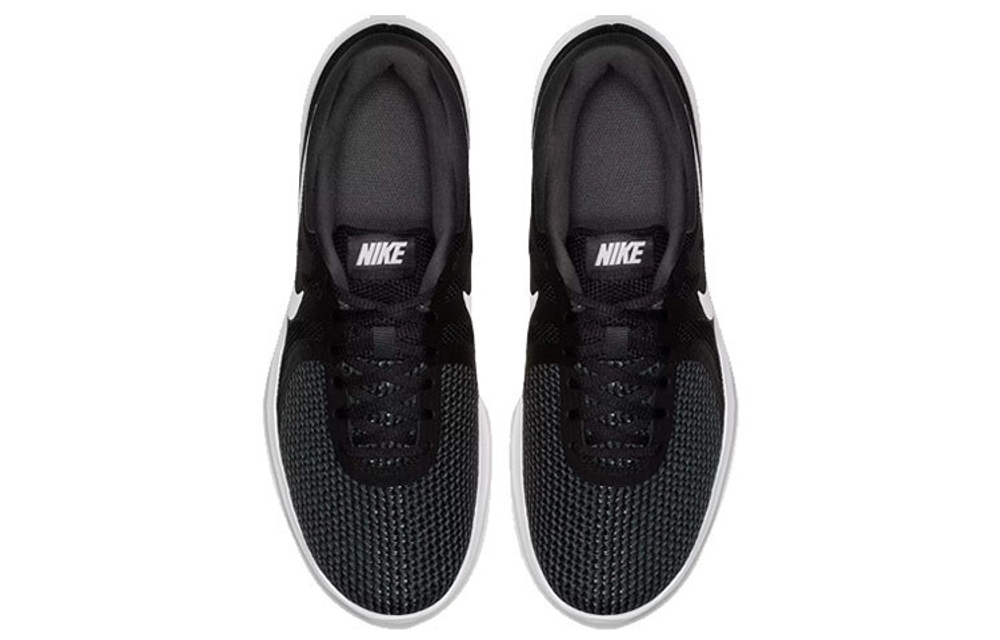 Кроссовки Nike Revolution 4