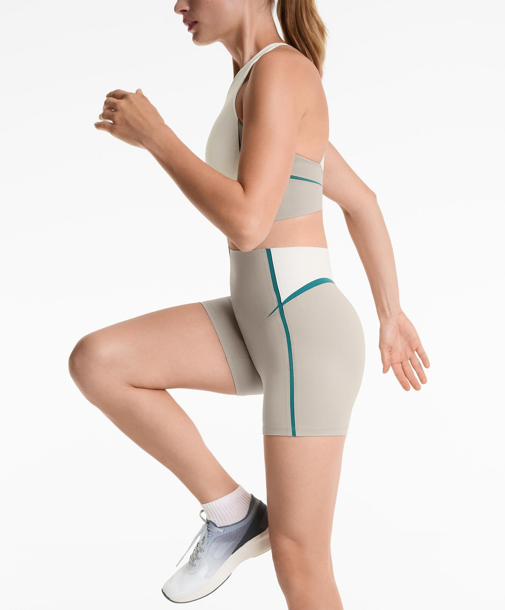 OYSHO Компрессионные шорты с высокой посадкой и утягивающим лифом 10 см, серо-бежевый