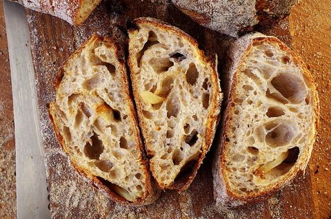 Чабатта с луком на закваске