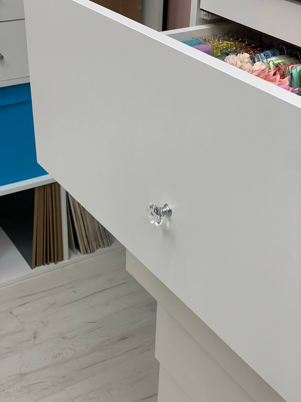 Ручка-кнопка 8.2.1, 1 шт