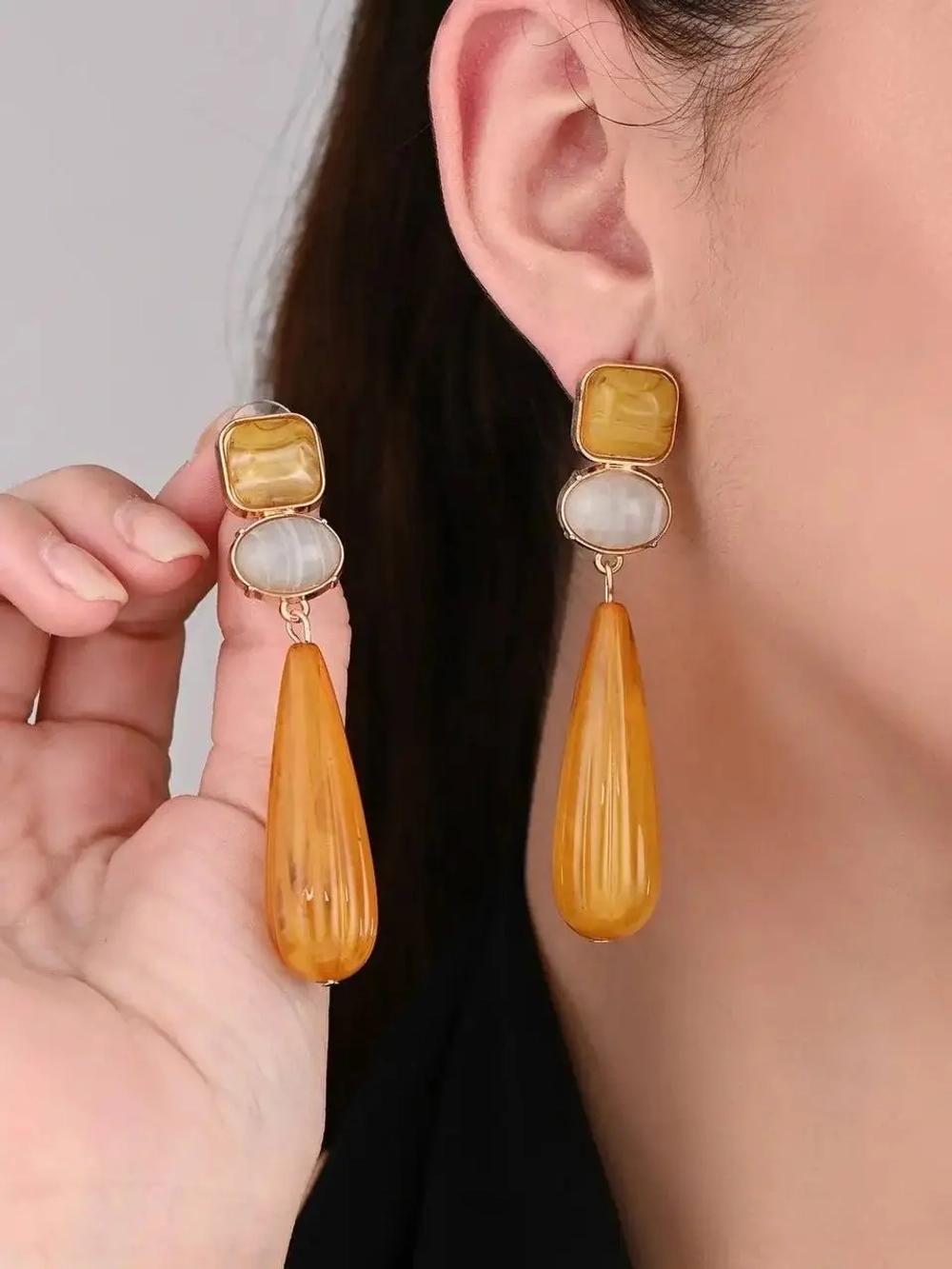 Серьги длинные оранжевые