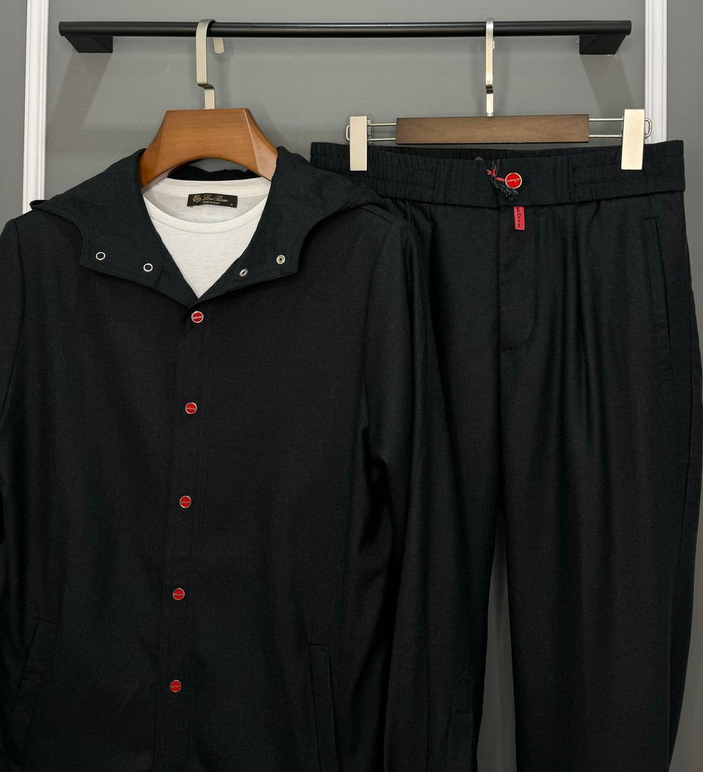 Прогулочный костюм Kiton (100% шерсть)