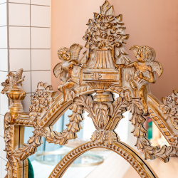 Настенное зеркало Миранда Объект мечты