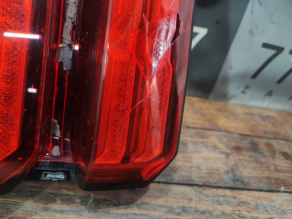 Фонарь задний левый Kia Sorento 4 (MQ4) 20-нв Б/У Оригинал 92410P2100