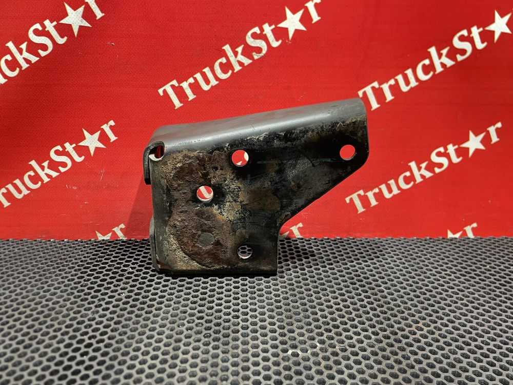 Кронштейн кабины задний левый