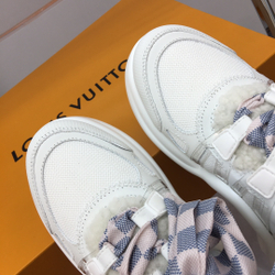 Louis Vuitton Archlight