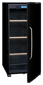 Винный шкаф La Sommeliere CTVNE142A