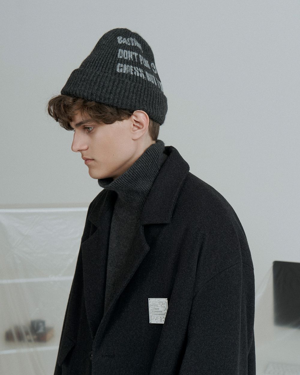 Шапка Une Petite Emeute Двухслойная Chess Bastards серая