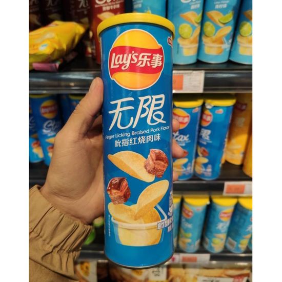Чипсы Lay's Stax Finger Licking Braised Pork со вкусом тушёной свинины, 90 г (Китай)