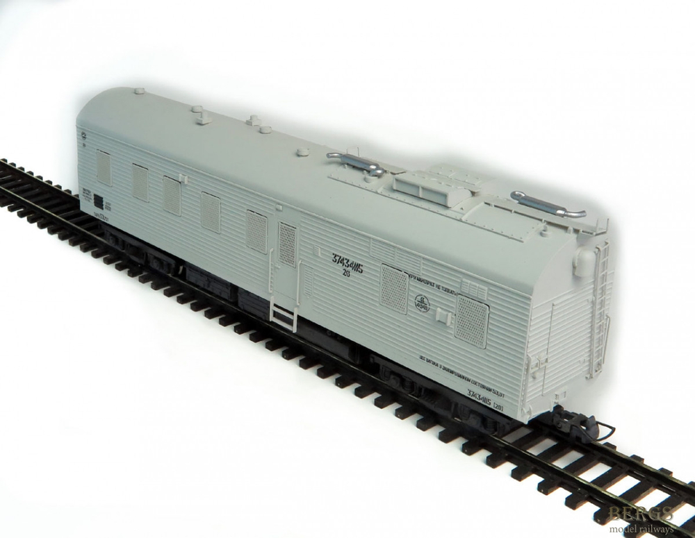 5-ти вагонный рефрижераторный поезд типа ZB-5, серый, "Рефсервис МПС", принадлежность РЖД
