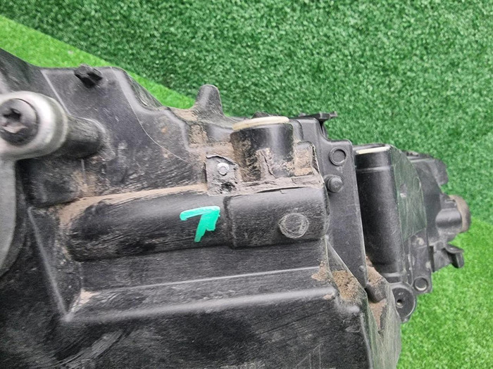 Фара левая Audi A4 B9 (2015-2020) LED