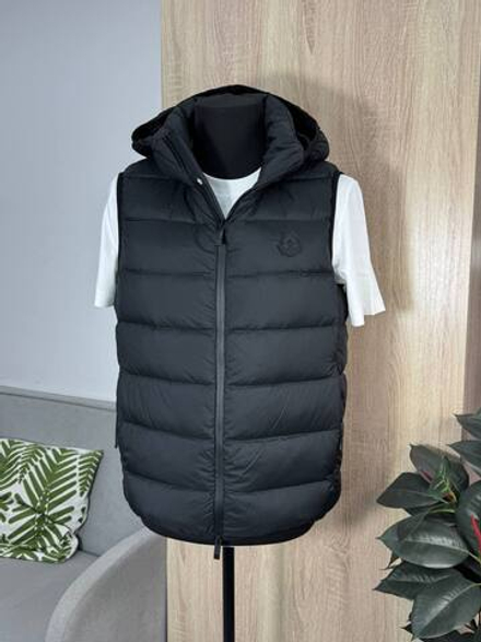 Безрукавка Moncler