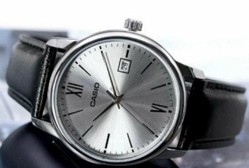 Мужские наручные часы Casio MTP-V002L-7B3