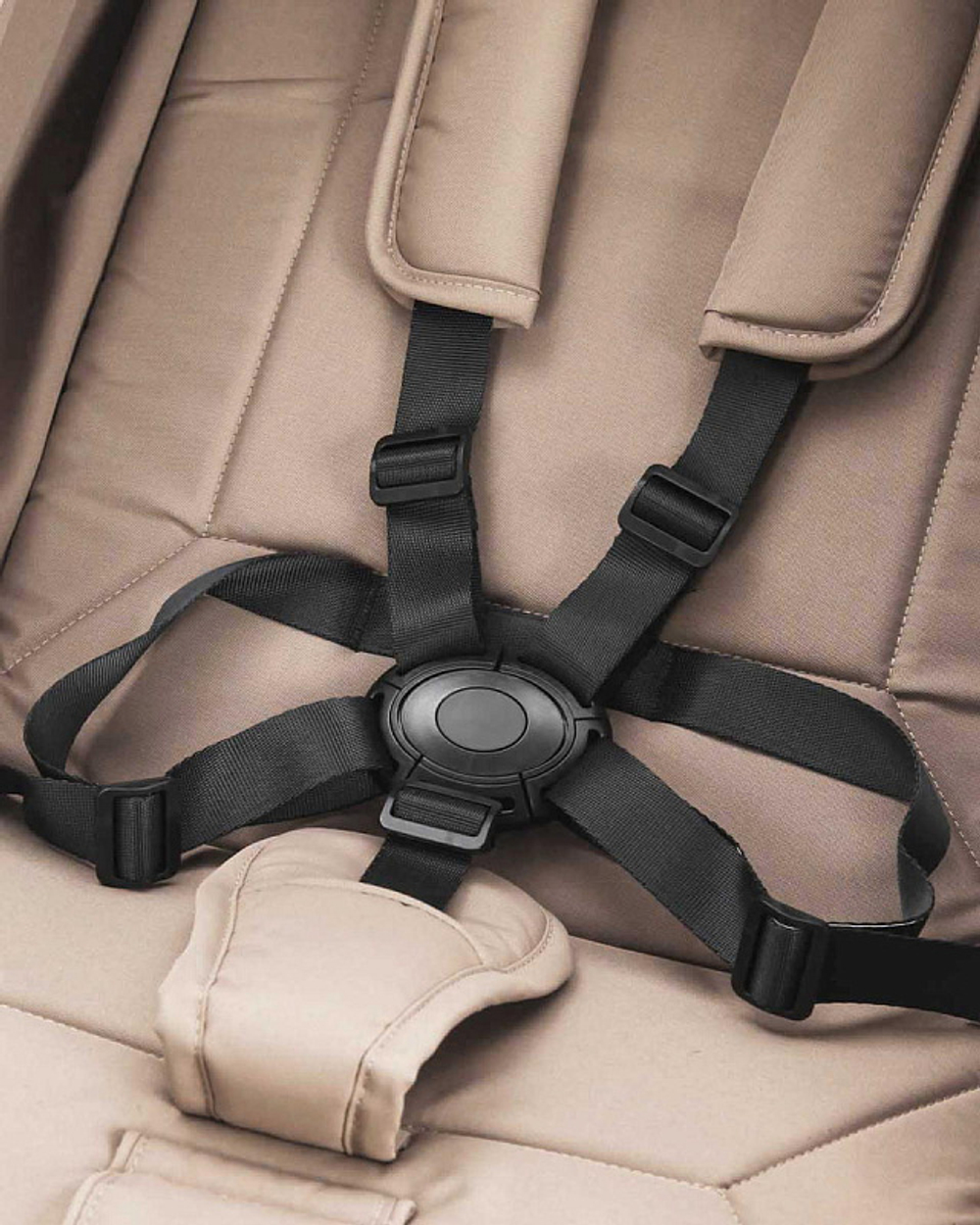 Прогулочная коляска Carrello Bravo Carbon CRL-5530