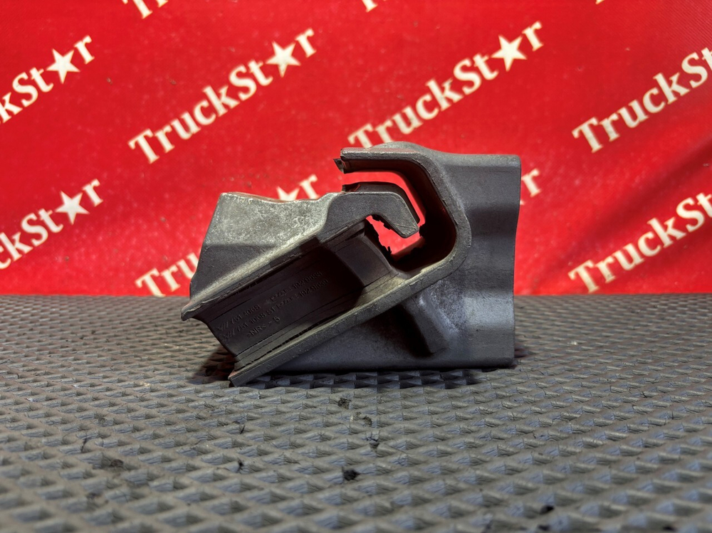 Подушка двигателя передняя 2018г.