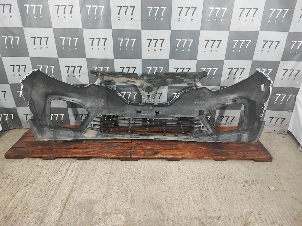 Бампер передний Renault Kaptur 16-20 Б/У Оригинал 620222535R