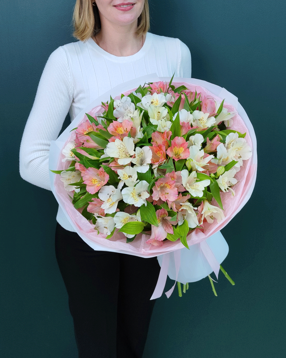 Букет белая и розовая альстромерия 15 шт(00173)