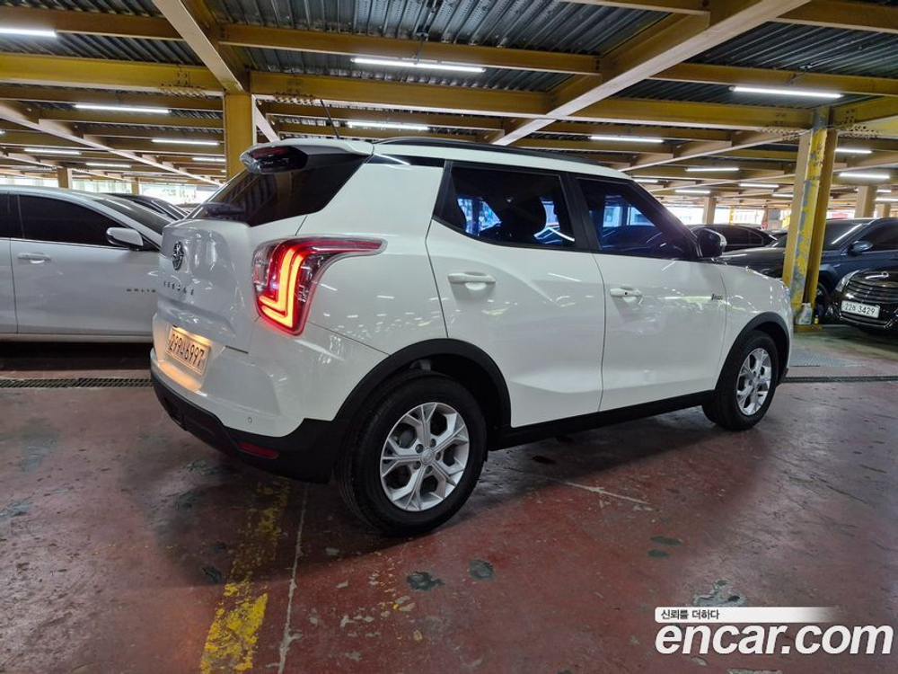 KG Mobility (Ssangyong) Very New Tivoli Бензин 1.5 2WD (10.2020)