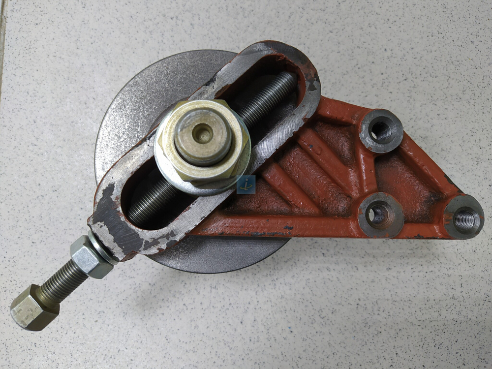 Натяжное устройство 841.1308110