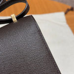 Hermes Constance 18