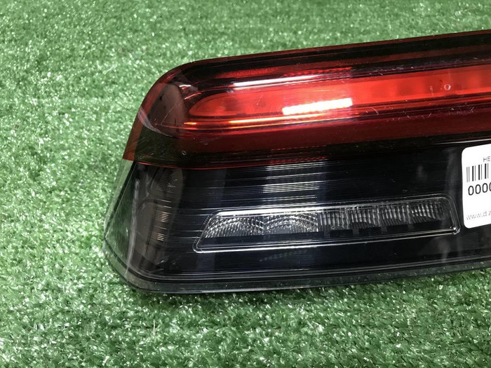 Фонарь левый внутренний BMW 3er G20 (2018-2022)