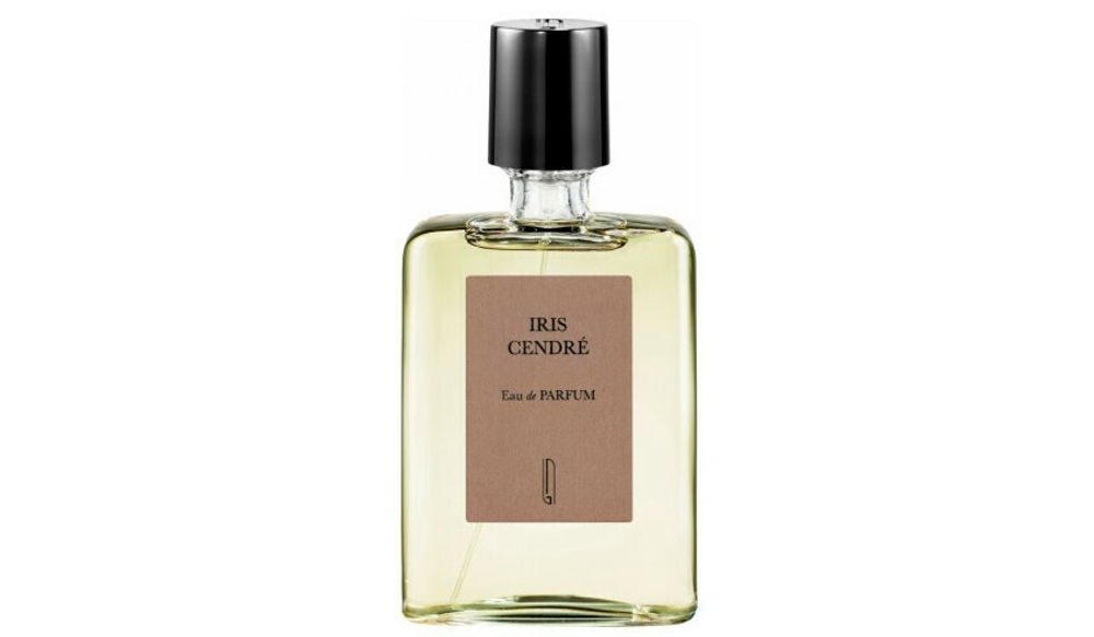 Naomi Good sir iris cendre