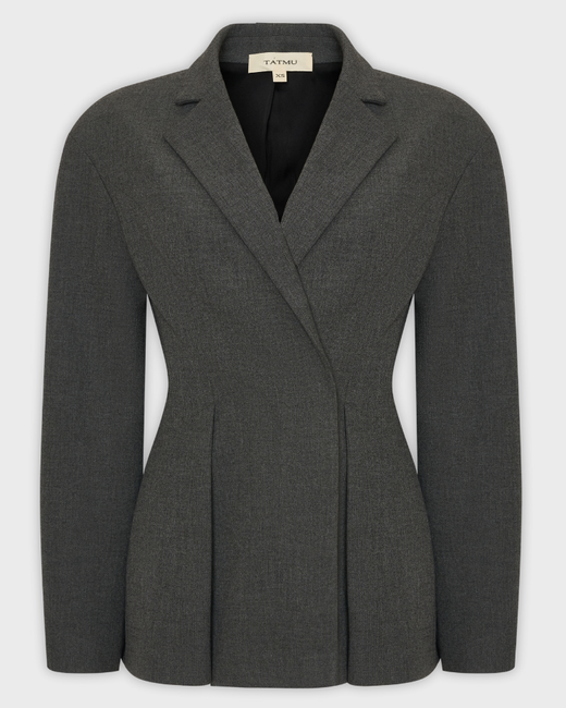 Жакет с объёмными плечами