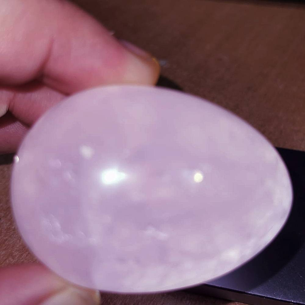 Яйцо 60мм розовый кварц 153.3