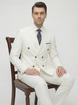 Мужской костюм двубортный (белый) А82