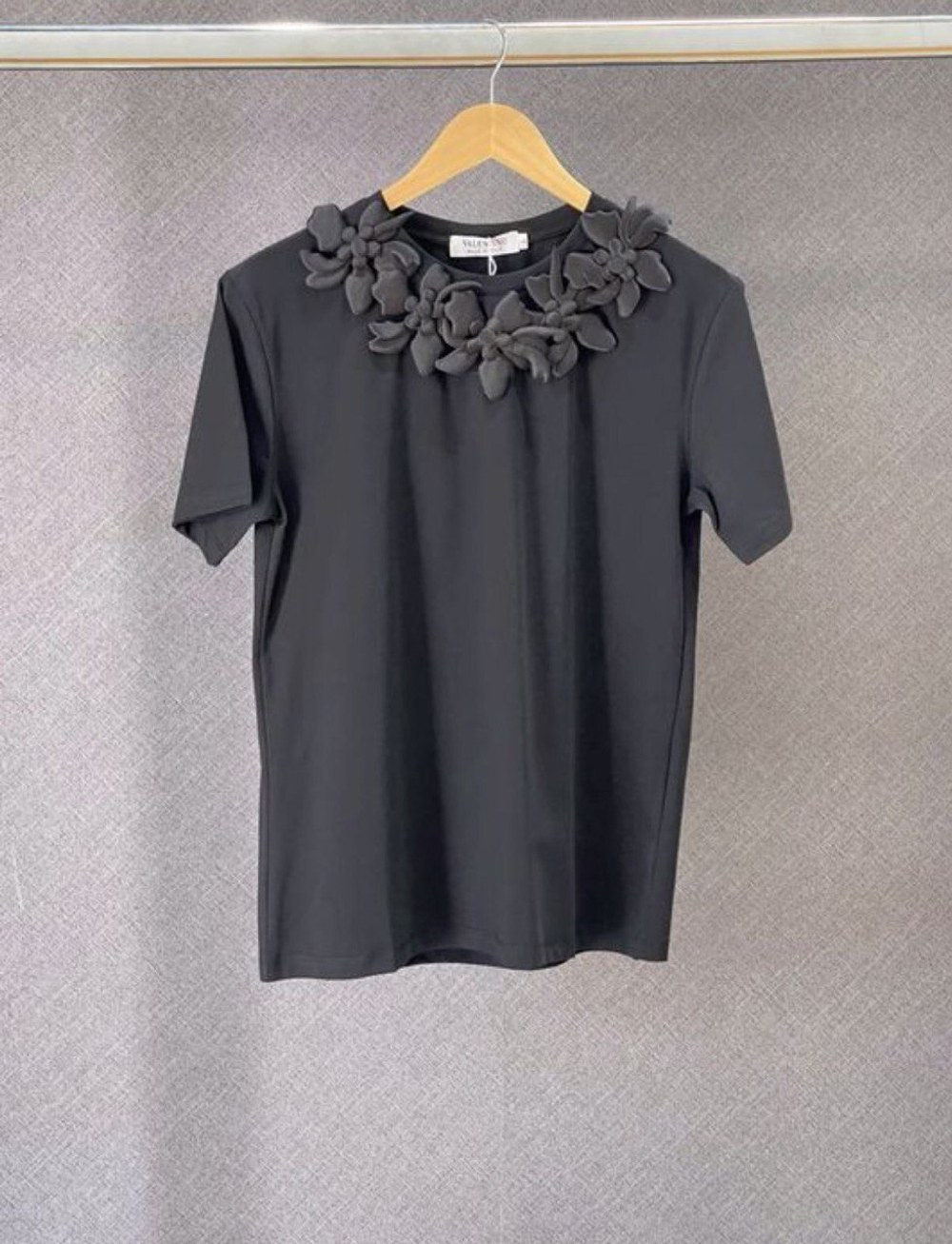 Футболка Valentino