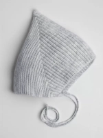 Чепчик детский вязаный на завязках