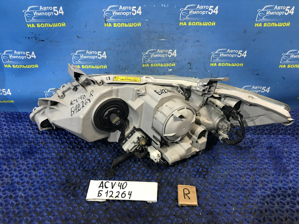 Фара передняя правая TOYOTA CAMRY 2009-2011