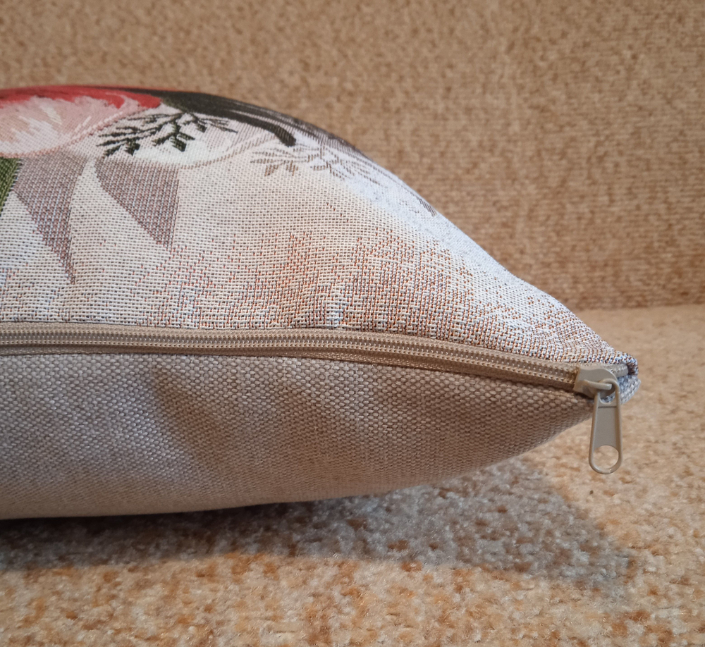 Декоративный гобеленовый чехол Мисс Фея 47х47