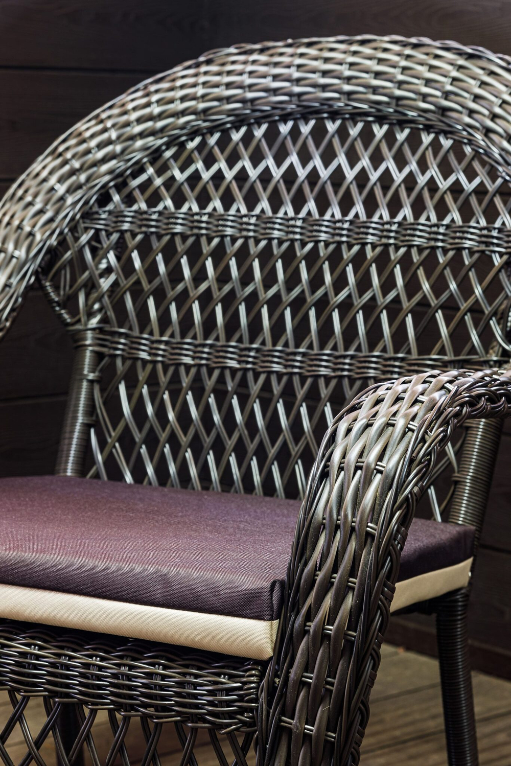 Кресло из искусственного ротанга МЭДИСОН НЬЮ «MEDISON NEW» арт.A6348 dark brown с подушками на сидение