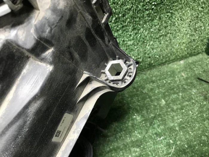 Битая Фара левая Mercedes GLC X253 (2019-2022) LED