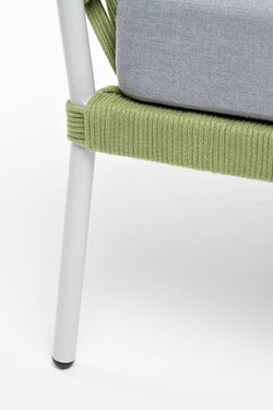 "Диего" кресло плетеное из роупа, каркас алюминий светло-серый (RAL7035) муар, роуп салатовый меланж круглый, ткань светло-серая